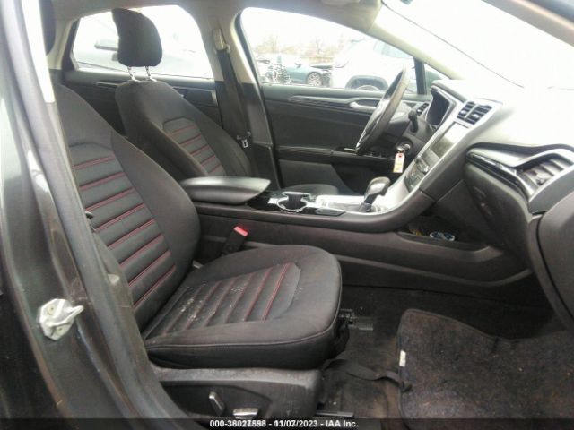 Photo 4 VIN: 3FA6P0H7XGR280176 - FORD FUSION 