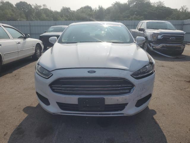 Photo 4 VIN: 3FA6P0H7XGR294790 - FORD FUSION SE 