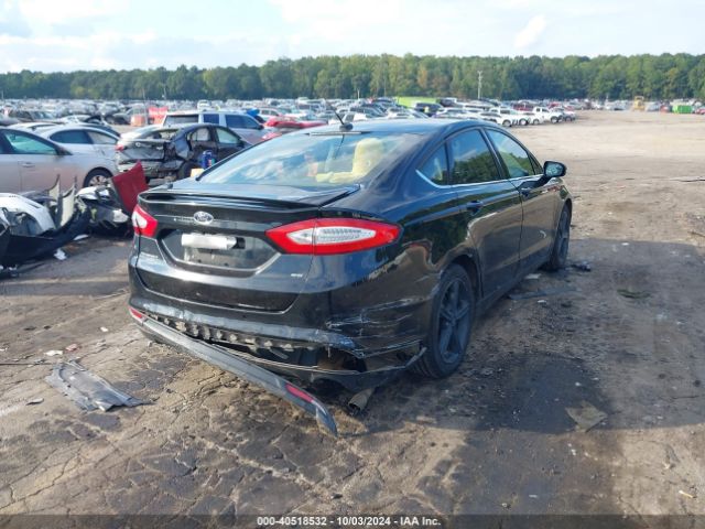 Photo 3 VIN: 3FA6P0H7XGR323351 - FORD FUSION 