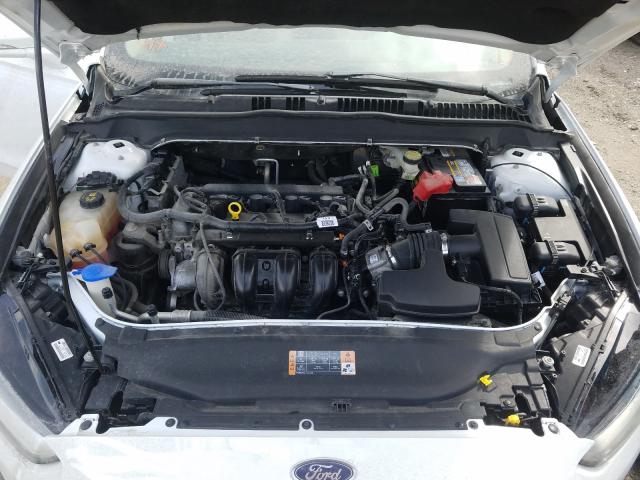 Photo 6 VIN: 3FA6P0H7XGR343907 - FORD FUSION SE 