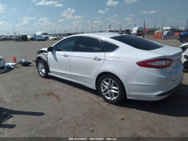 Photo 2 VIN: 3FA6P0H7XGR367088 - FORD FUSION 