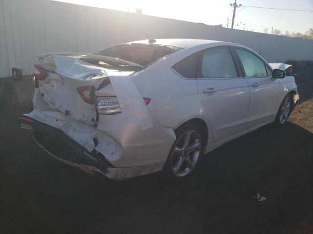 Photo 2 VIN: 3FA6P0H7XGR374199 - FORD FUSION SE 