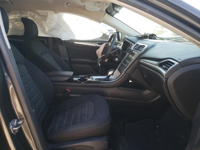 Photo 4 VIN: 3FA6P0H7XGR403068 - FORD FUSION SE 