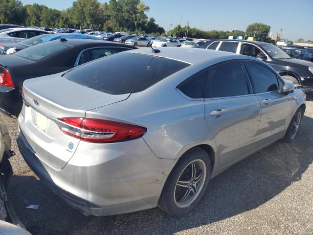 Photo 2 VIN: 3FA6P0H7XHR143935 - FORD FUSION SE 