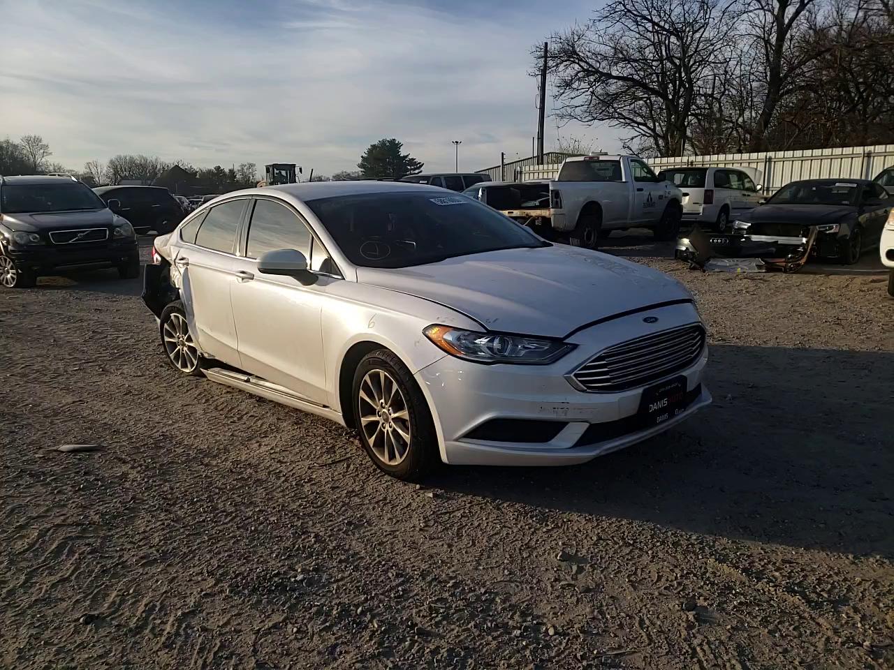 Photo 10 VIN: 3FA6P0H7XHR153655 - FORD FUSION SE 