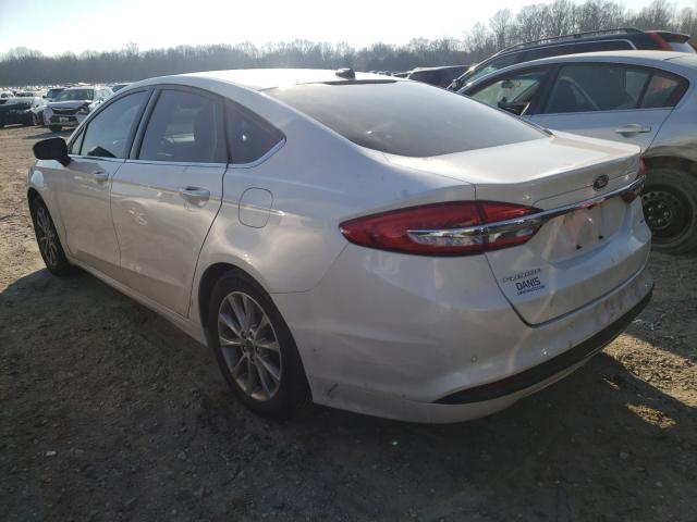 Photo 2 VIN: 3FA6P0H7XHR153655 - FORD FUSION SE 