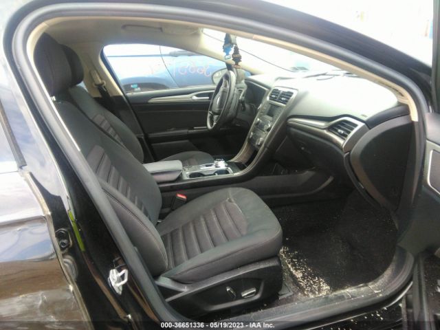 Photo 4 VIN: 3FA6P0H7XHR212767 - FORD FUSION 