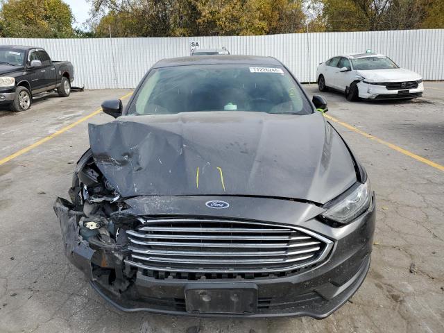 Photo 4 VIN: 3FA6P0H7XHR215331 - FORD FUSION SE 