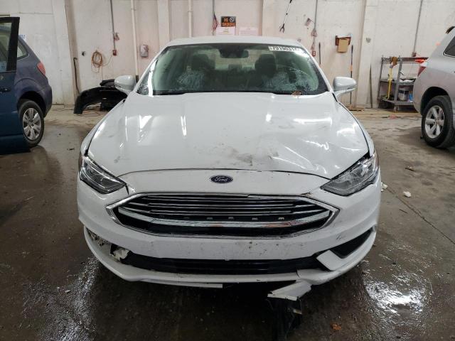 Photo 4 VIN: 3FA6P0H7XHR235403 - FORD FUSION SE 