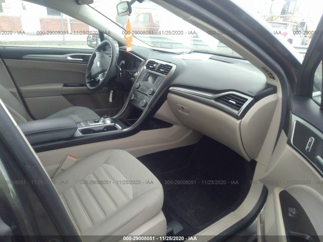 Photo 4 VIN: 3FA6P0H7XHR259099 - FORD FUSION 