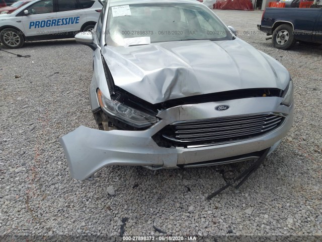 Photo 5 VIN: 3FA6P0H7XHR260253 - FORD FUSION 