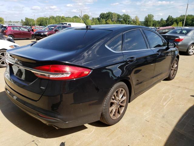 Photo 3 VIN: 3FA6P0H7XHR300749 - FORD FUSION SE 