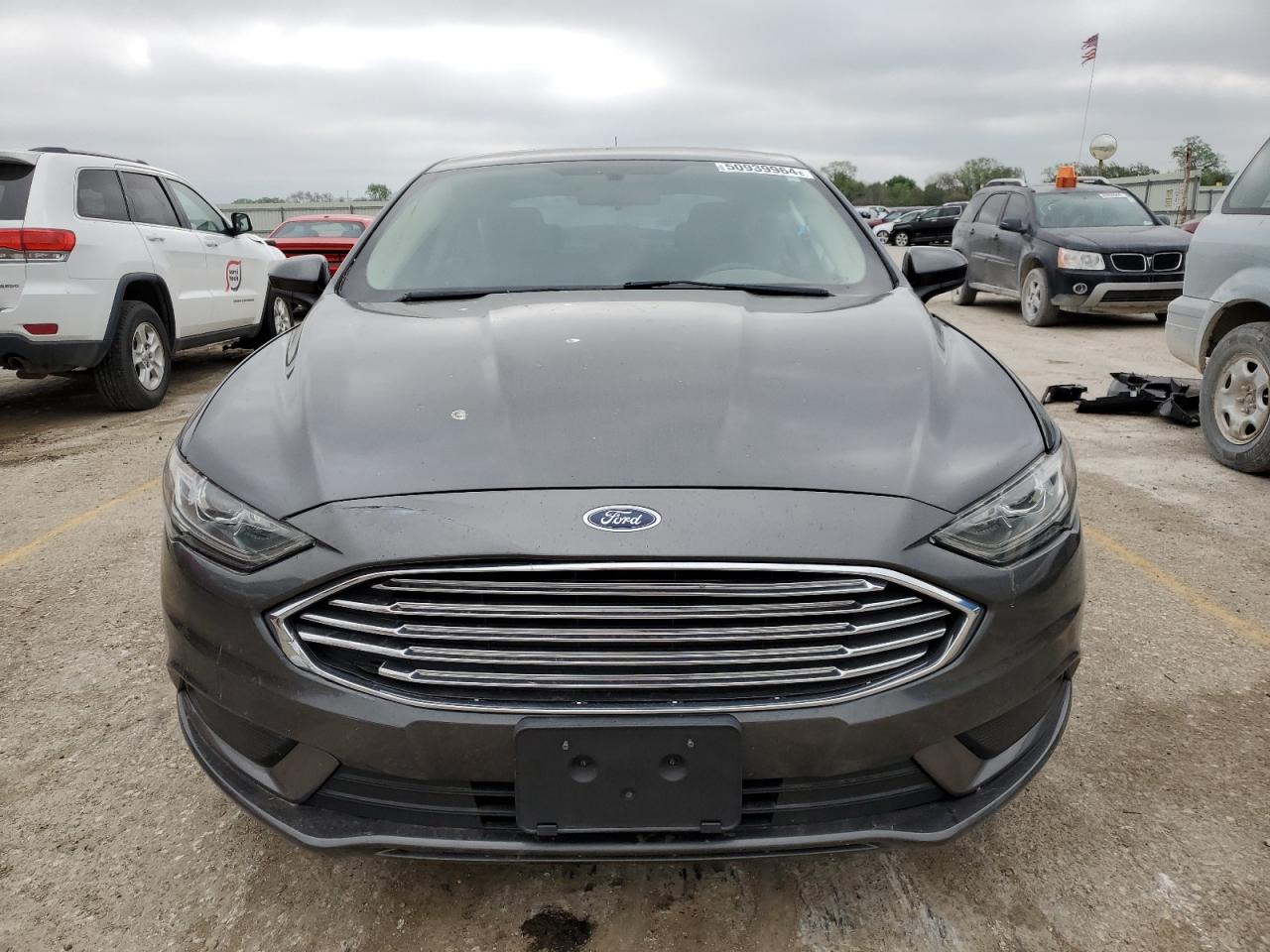 Photo 4 VIN: 3FA6P0H7XHR305725 - FORD FUSION 