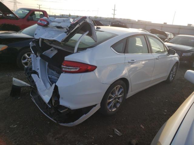 Photo 2 VIN: 3FA6P0H7XHR384216 - FORD FUSION SE 