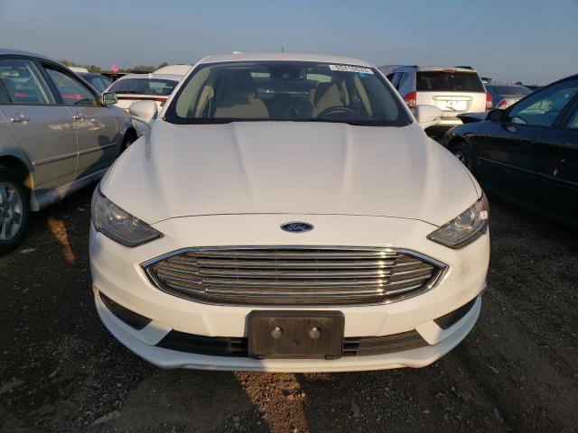 Photo 4 VIN: 3FA6P0H7XHR384216 - FORD FUSION SE 