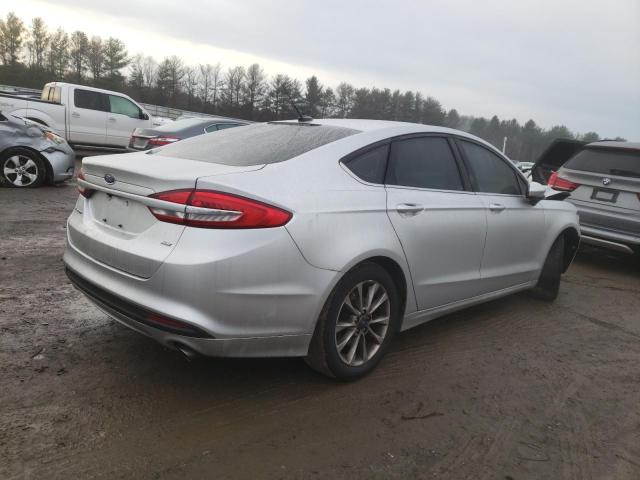 Photo 2 VIN: 3FA6P0H7XHR410538 - FORD FUSION SE 