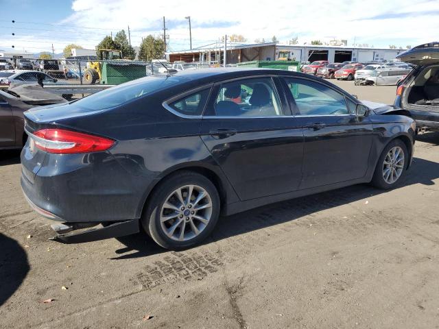 Photo 2 VIN: 3FA6P0H7XHR417070 - FORD FUSION SE 