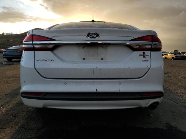 Photo 5 VIN: 3FA6P0H7XJR103652 - FORD FUSION SE 