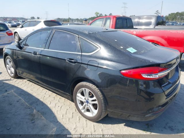 Photo 2 VIN: 3FA6P0H7XJR124999 - FORD FUSION 