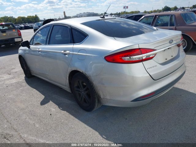 Photo 2 VIN: 3FA6P0H7XJR159297 - FORD FUSION 