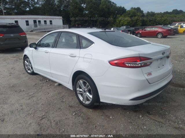 Photo 2 VIN: 3FA6P0H7XJR171093 - FORD FUSION 