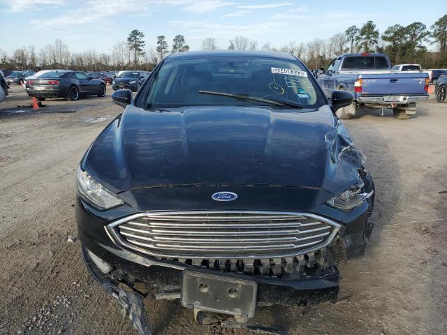 Photo 4 VIN: 3FA6P0H7XJR177170 - FORD FUSION SE 