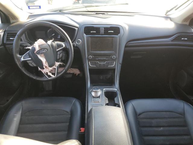 Photo 7 VIN: 3FA6P0H7XJR177170 - FORD FUSION SE 