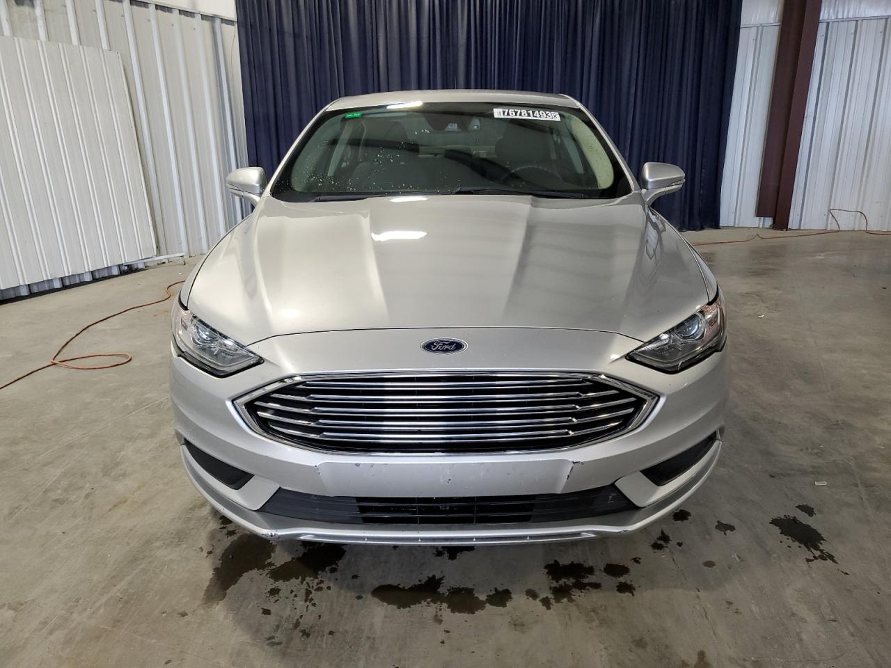 Photo 4 VIN: 3FA6P0H7XJR189268 - FORD FUSION 