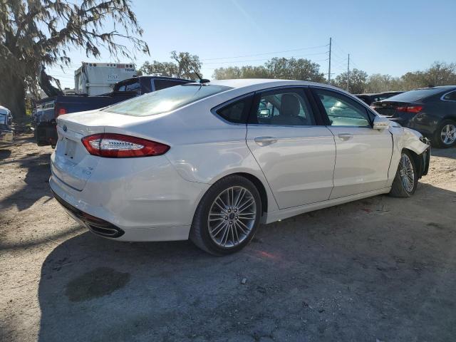 Photo 2 VIN: 3FA6P0H90FR157535 - FORD FUSION SE 