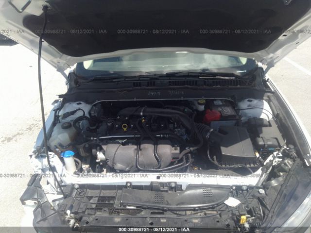 Photo 9 VIN: 3FA6P0H90JR251486 - FORD FUSION 