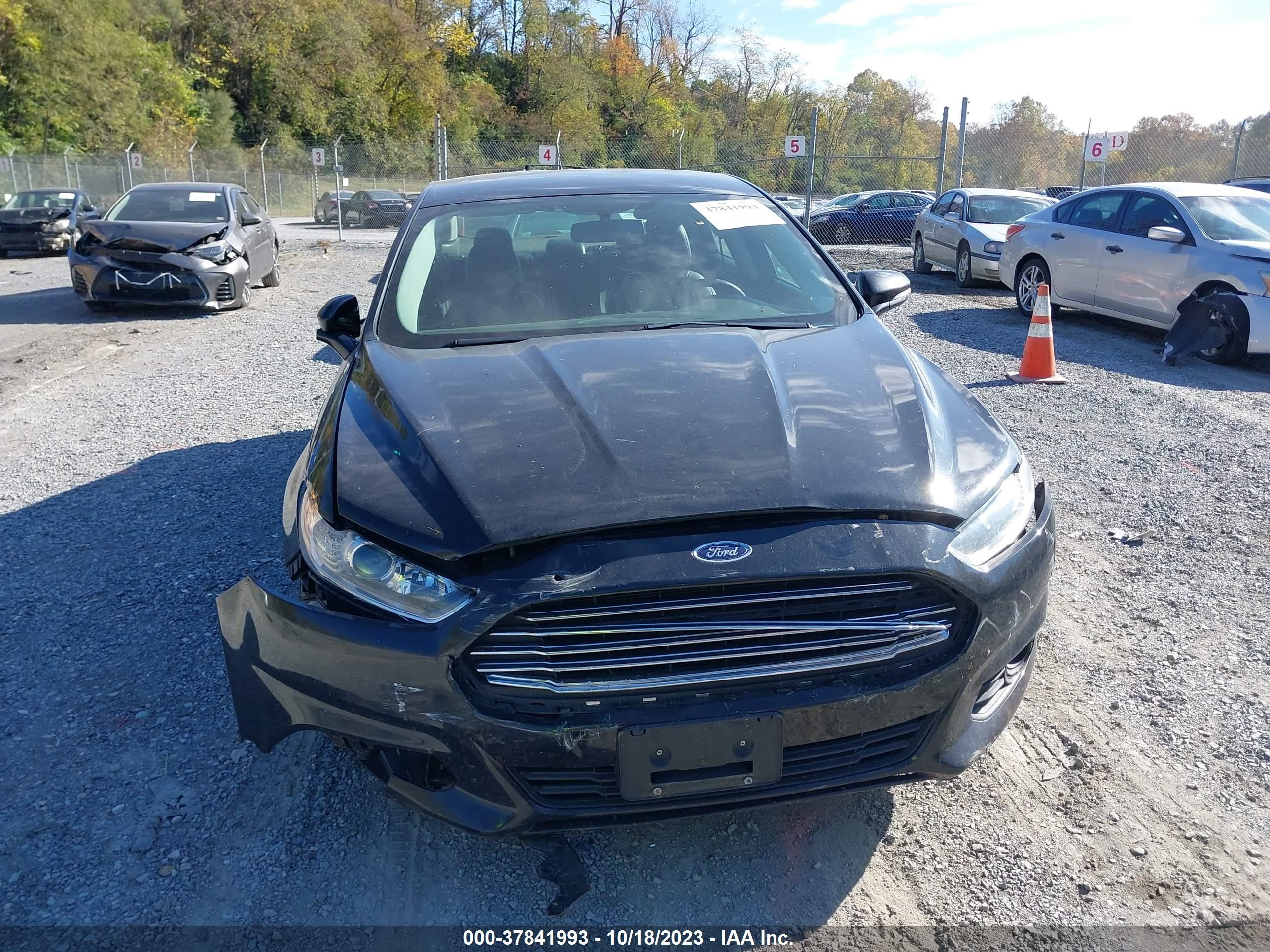 Photo 11 VIN: 3FA6P0H91ER323186 - FORD FUSION 