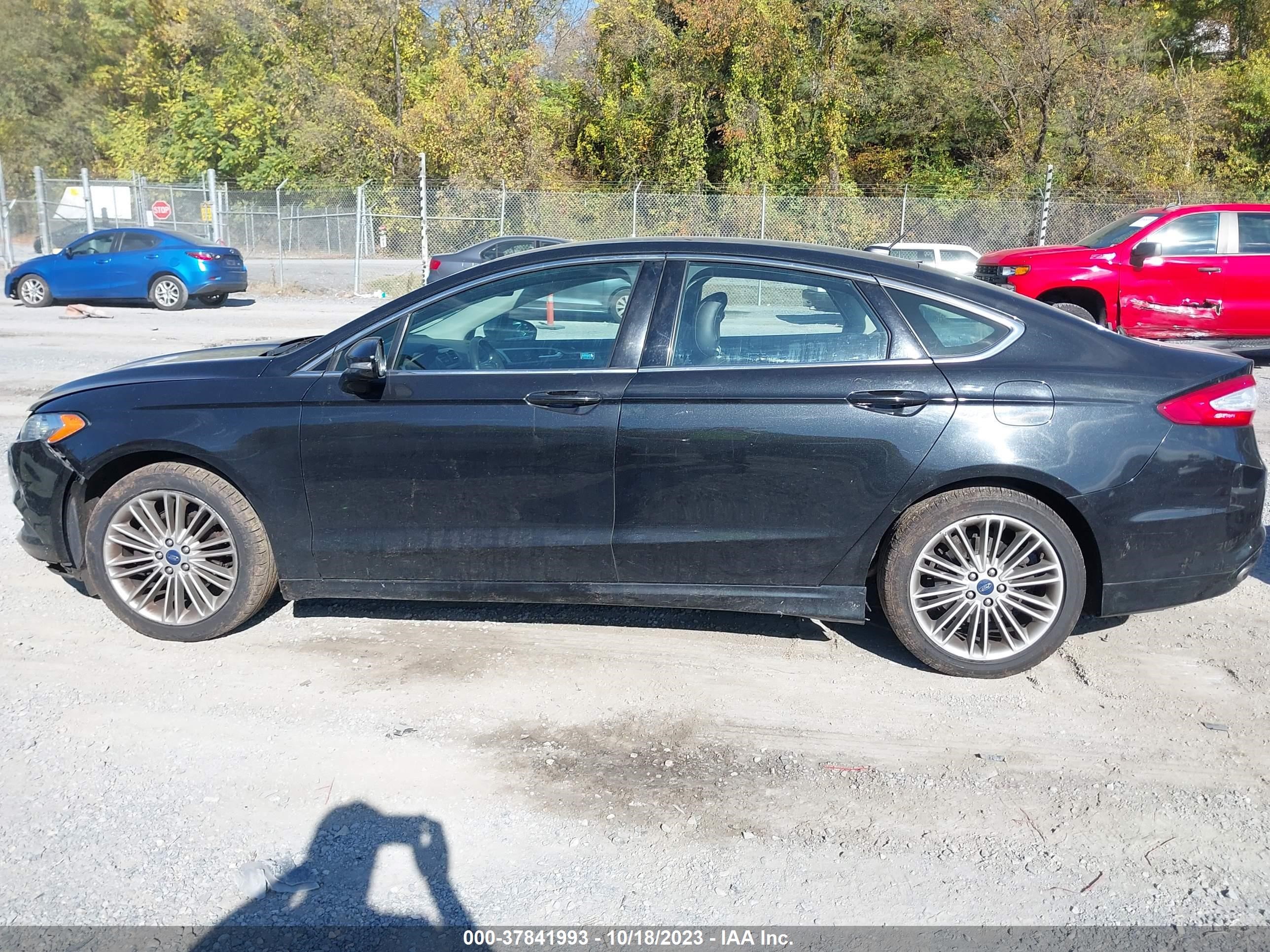 Photo 13 VIN: 3FA6P0H91ER323186 - FORD FUSION 