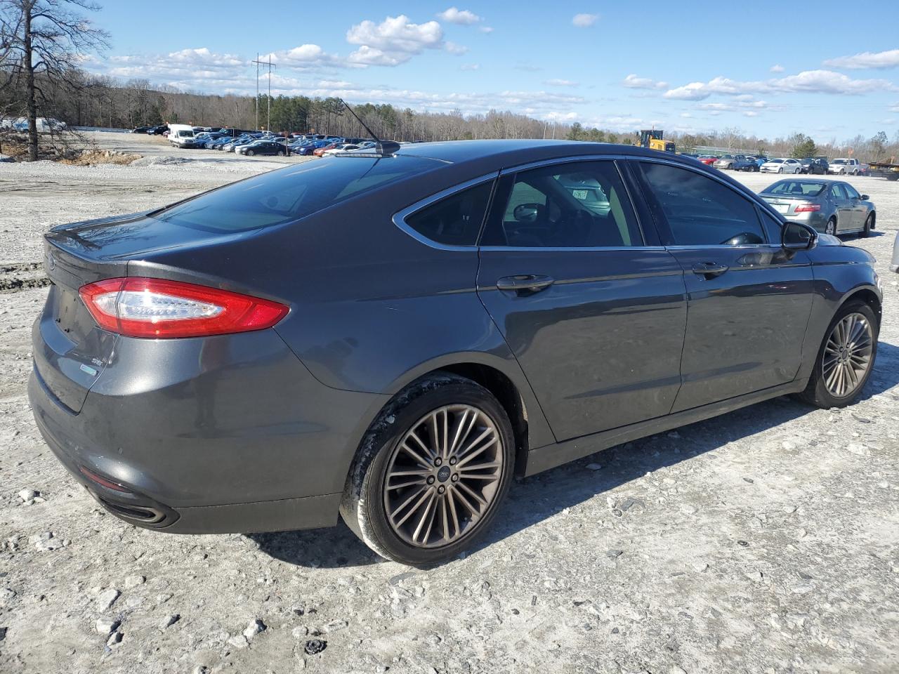 Photo 2 VIN: 3FA6P0H91GR132290 - FORD FUSION 