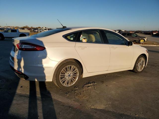 Photo 2 VIN: 3FA6P0H92ER136779 - FORD FUSION SE 