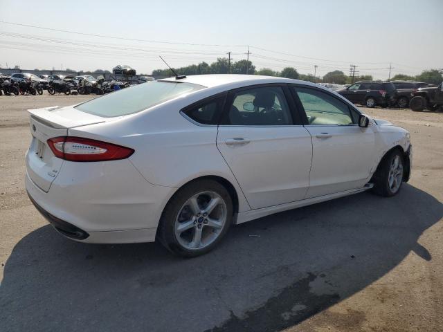 Photo 2 VIN: 3FA6P0H92FR235197 - FORD FUSION SE 