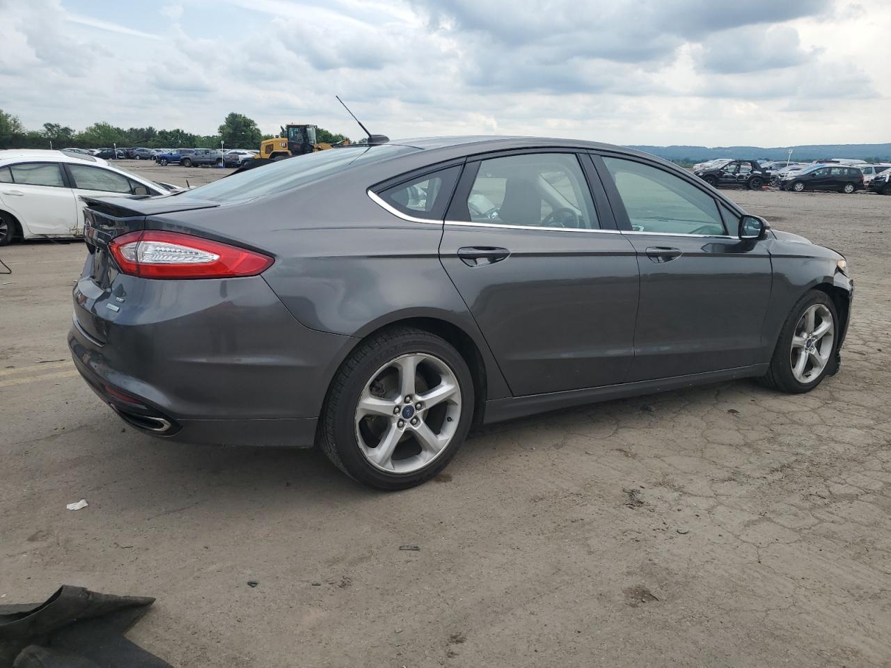 Photo 2 VIN: 3FA6P0H92FR300243 - FORD FUSION 