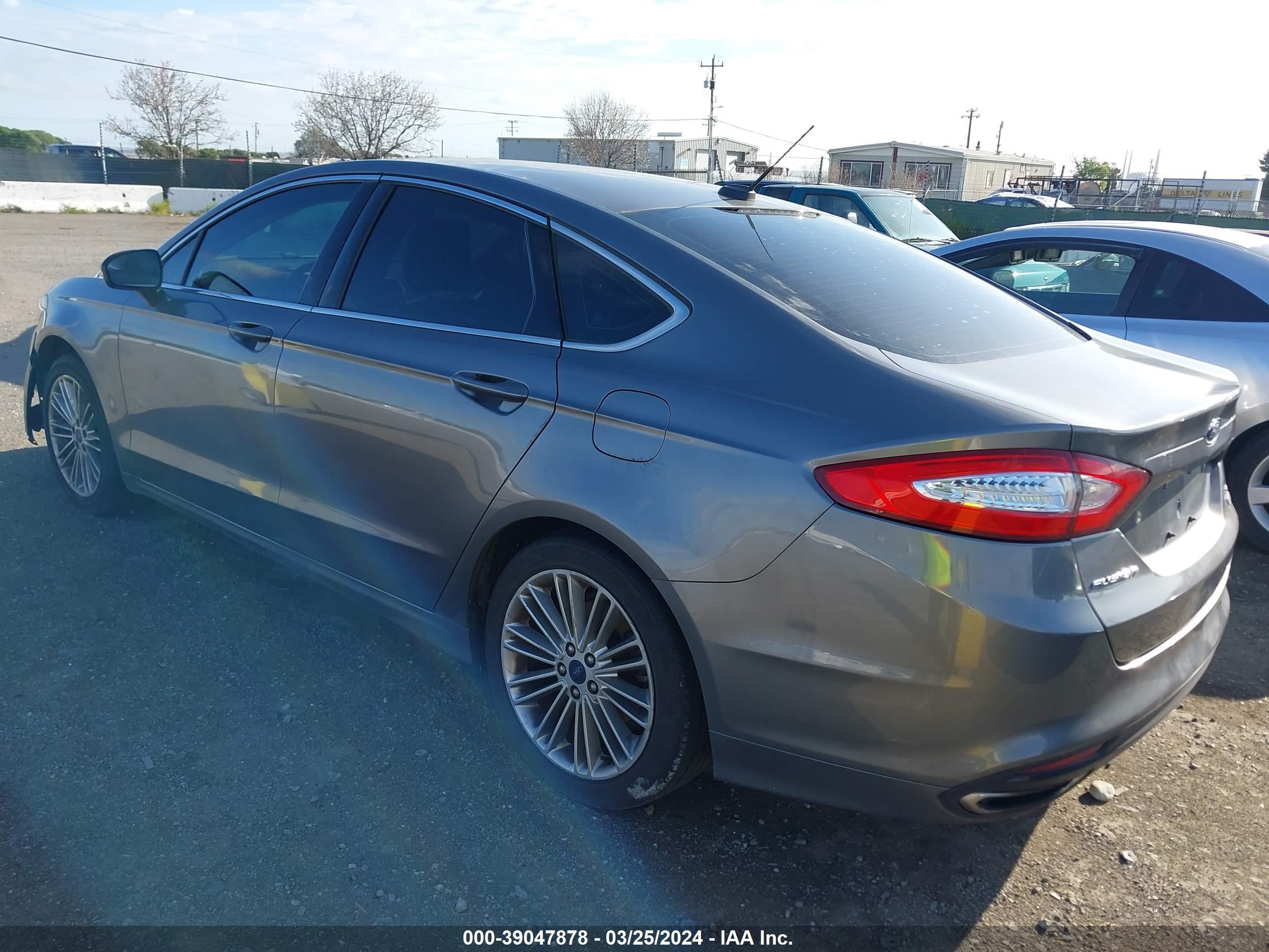 Photo 2 VIN: 3FA6P0H93ER292829 - FORD FUSION 