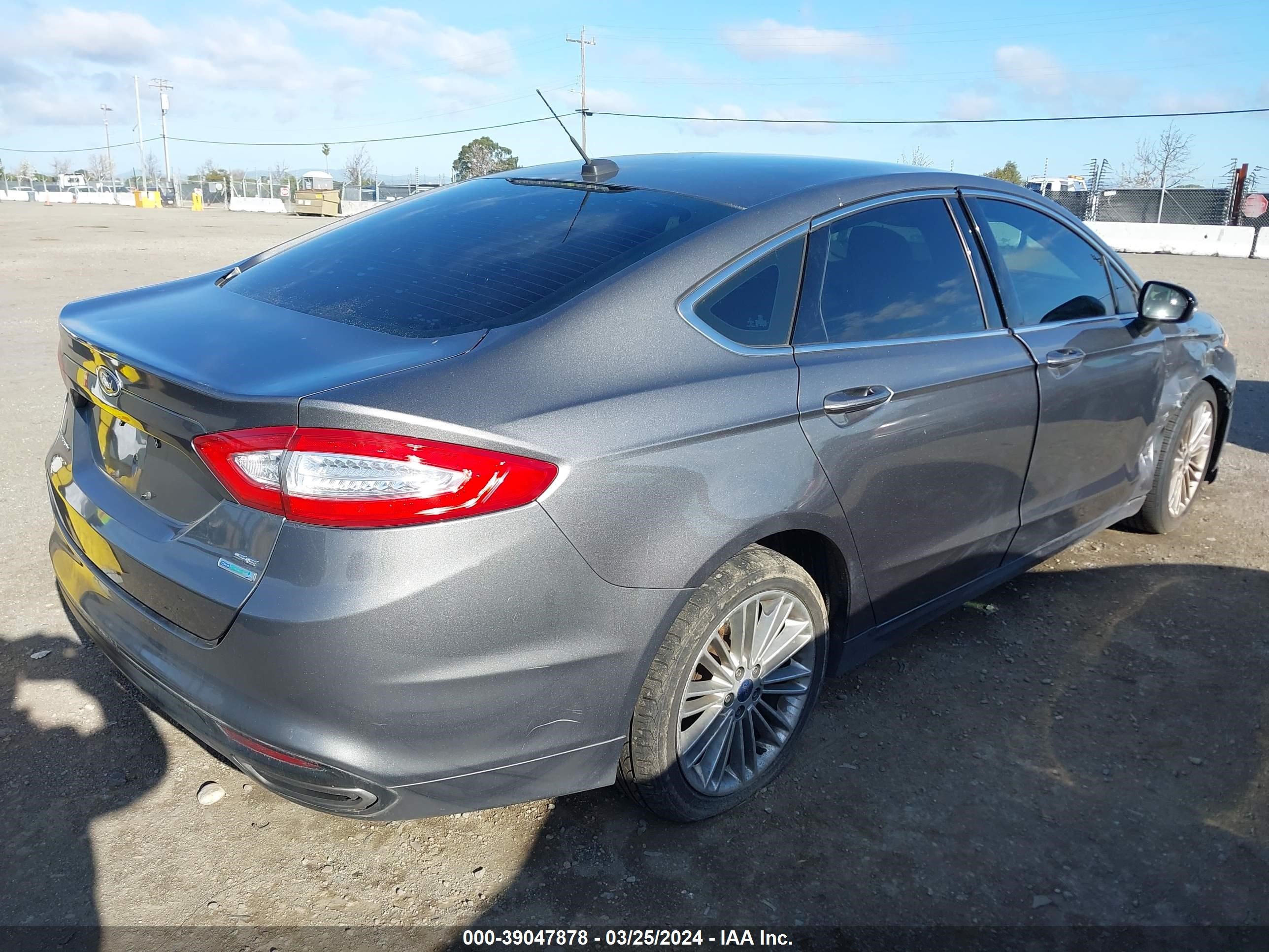 Photo 3 VIN: 3FA6P0H93ER292829 - FORD FUSION 