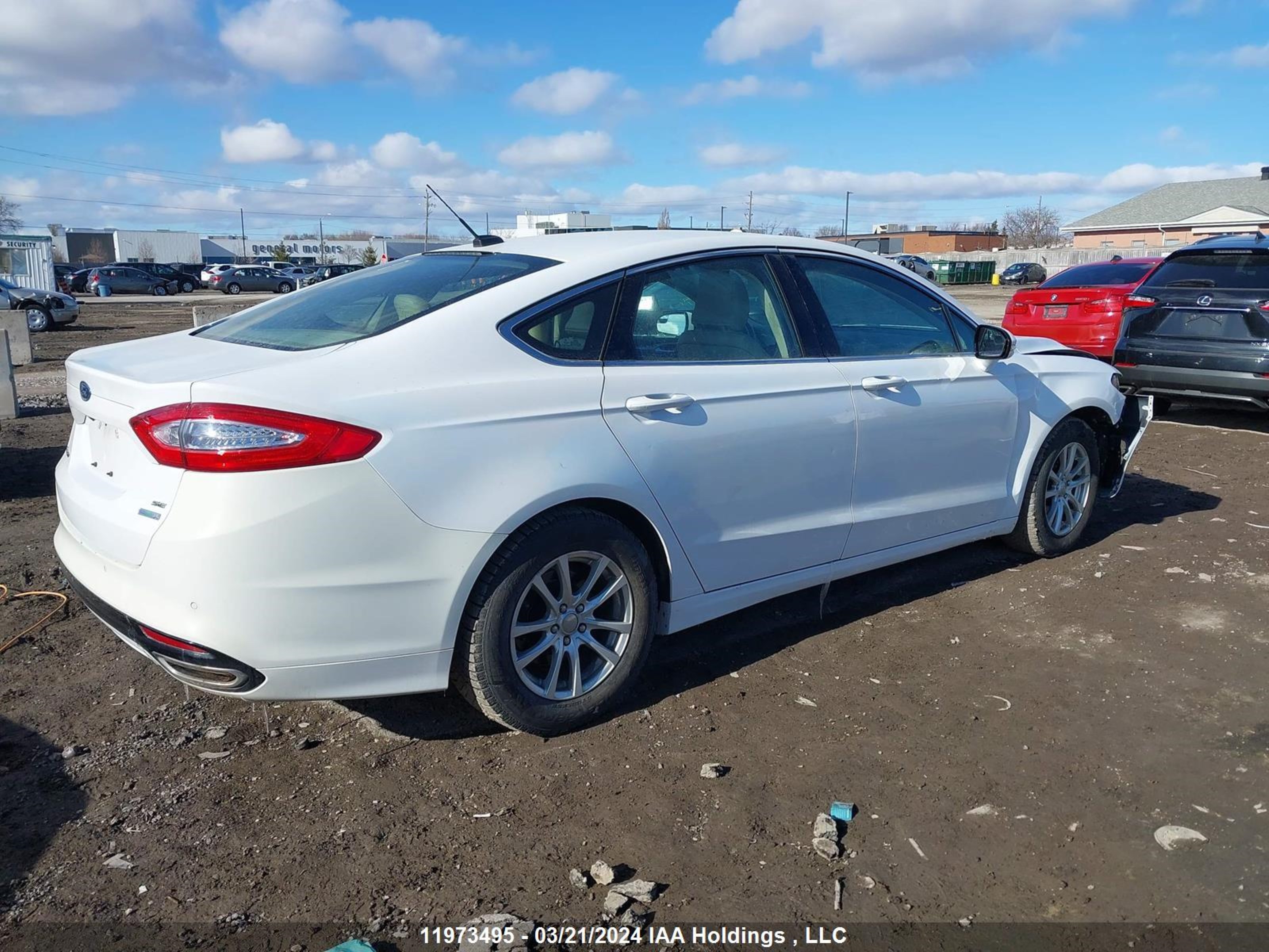 Photo 3 VIN: 3FA6P0H93FR216240 - FORD FUSION 