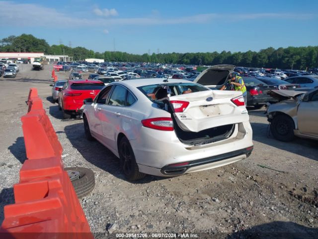 Photo 2 VIN: 3FA6P0H93GR129410 - FORD FUSION 