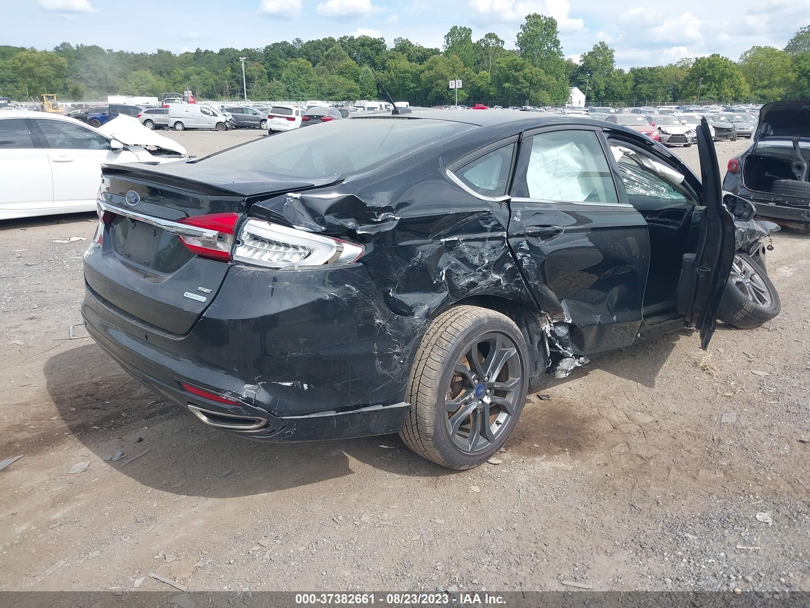 Photo 3 VIN: 3FA6P0H93JR157330 - FORD FUSION 