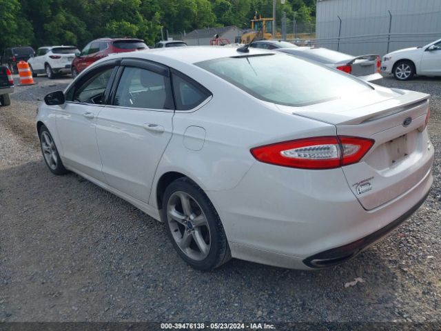 Photo 2 VIN: 3FA6P0H96FR297931 - FORD FUSION 