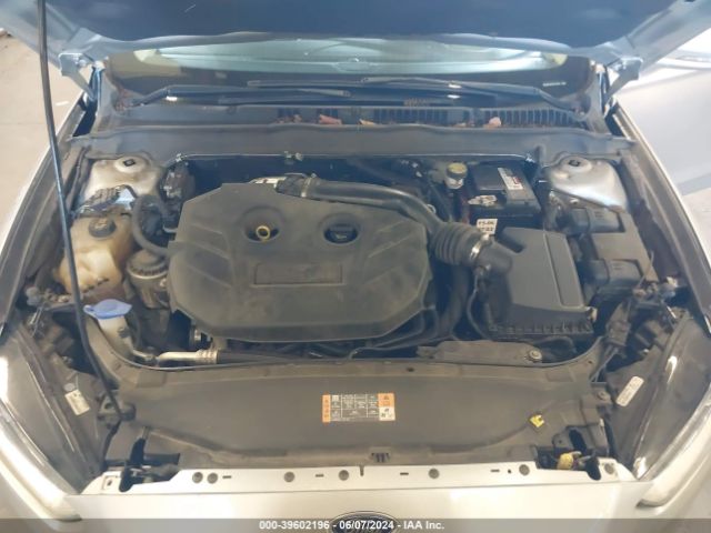 Photo 9 VIN: 3FA6P0H96GR145939 - FORD FUSION 