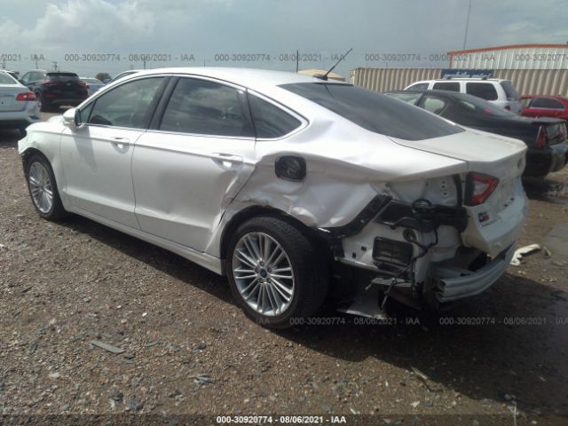 Photo 2 VIN: 3FA6P0H96GR396010 - FORD FUSION 