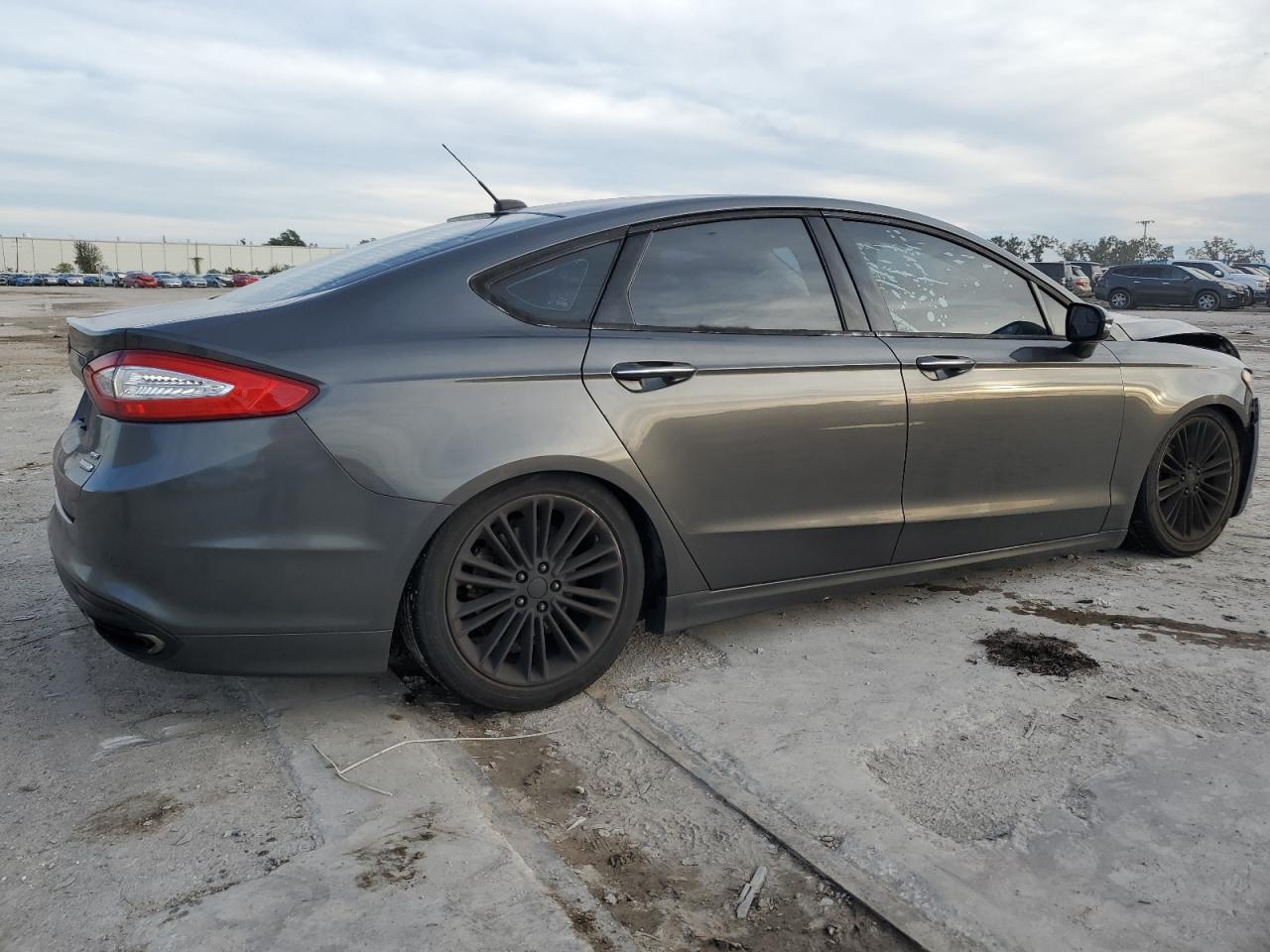 Photo 2 VIN: 3FA6P0H97FR141705 - FORD FUSION 