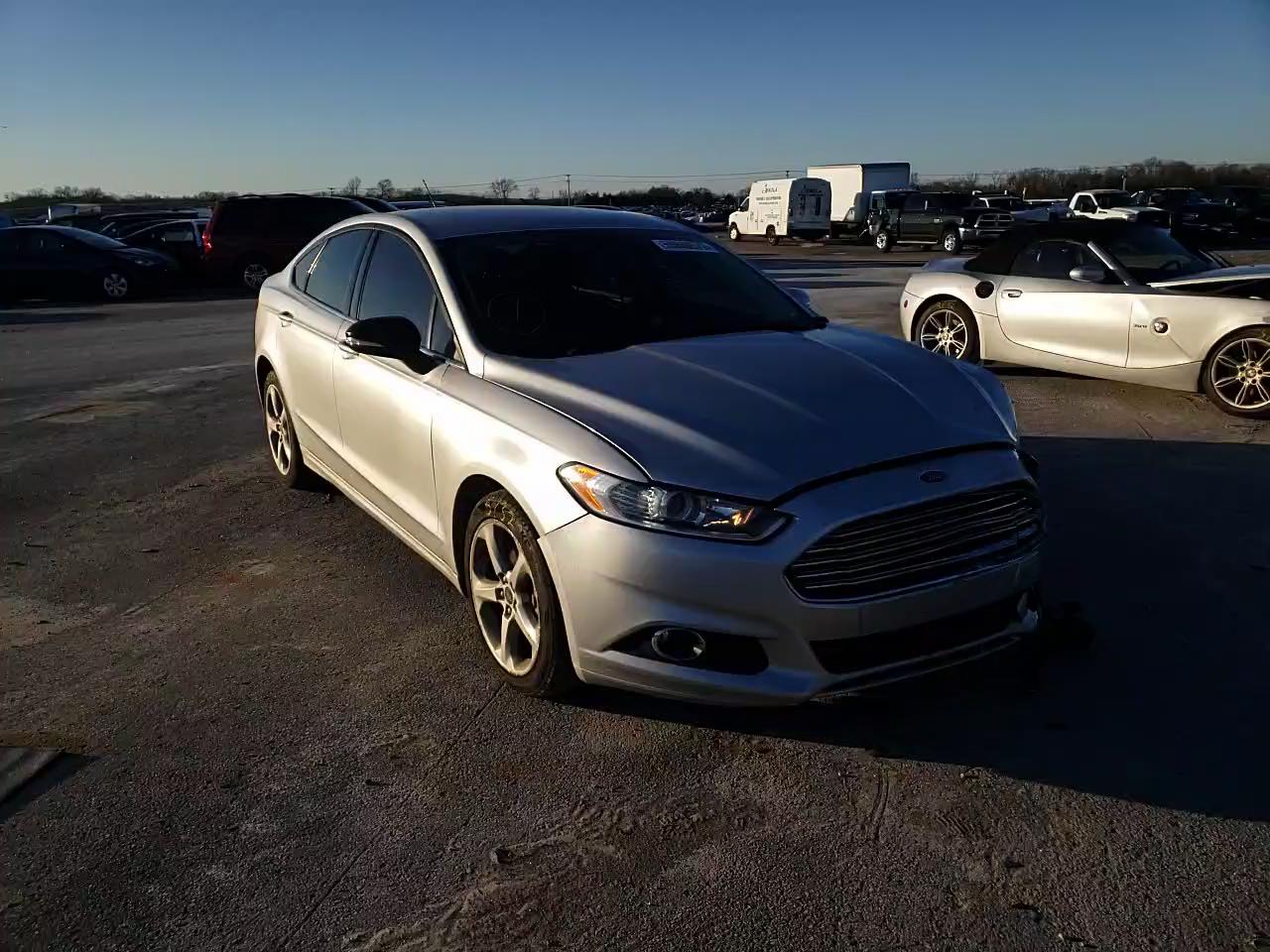 Photo 10 VIN: 3FA6P0H97FR267563 - FORD FUSION SE 