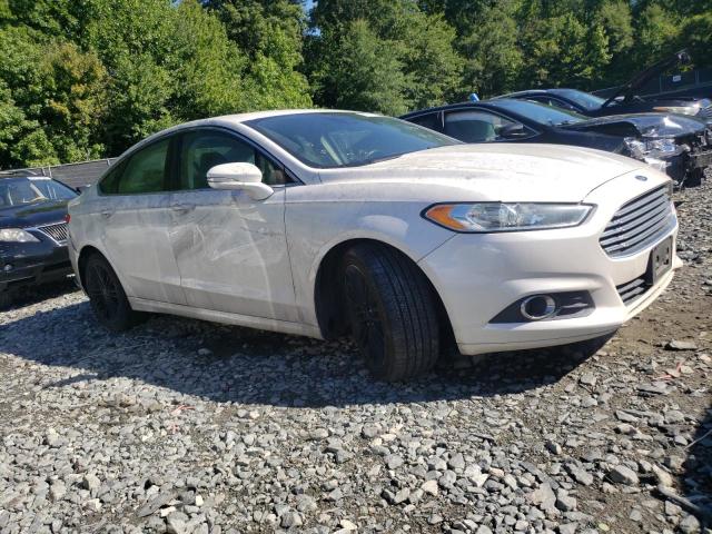 Photo 3 VIN: 3FA6P0H97GR209440 - FORD FUSION SE 