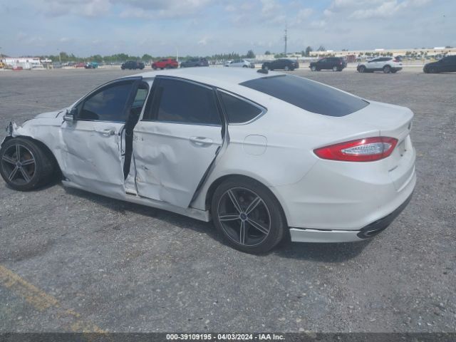 Photo 2 VIN: 3FA6P0H97GR338343 - FORD FUSION 