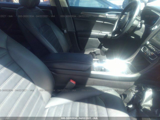 Photo 4 VIN: 3FA6P0H97HR174559 - FORD FUSION 