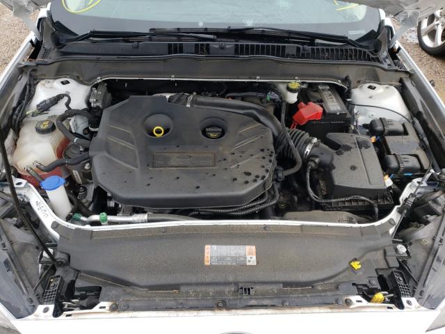 Photo 6 VIN: 3FA6P0H97HR363213 - FORD FUSION SE 